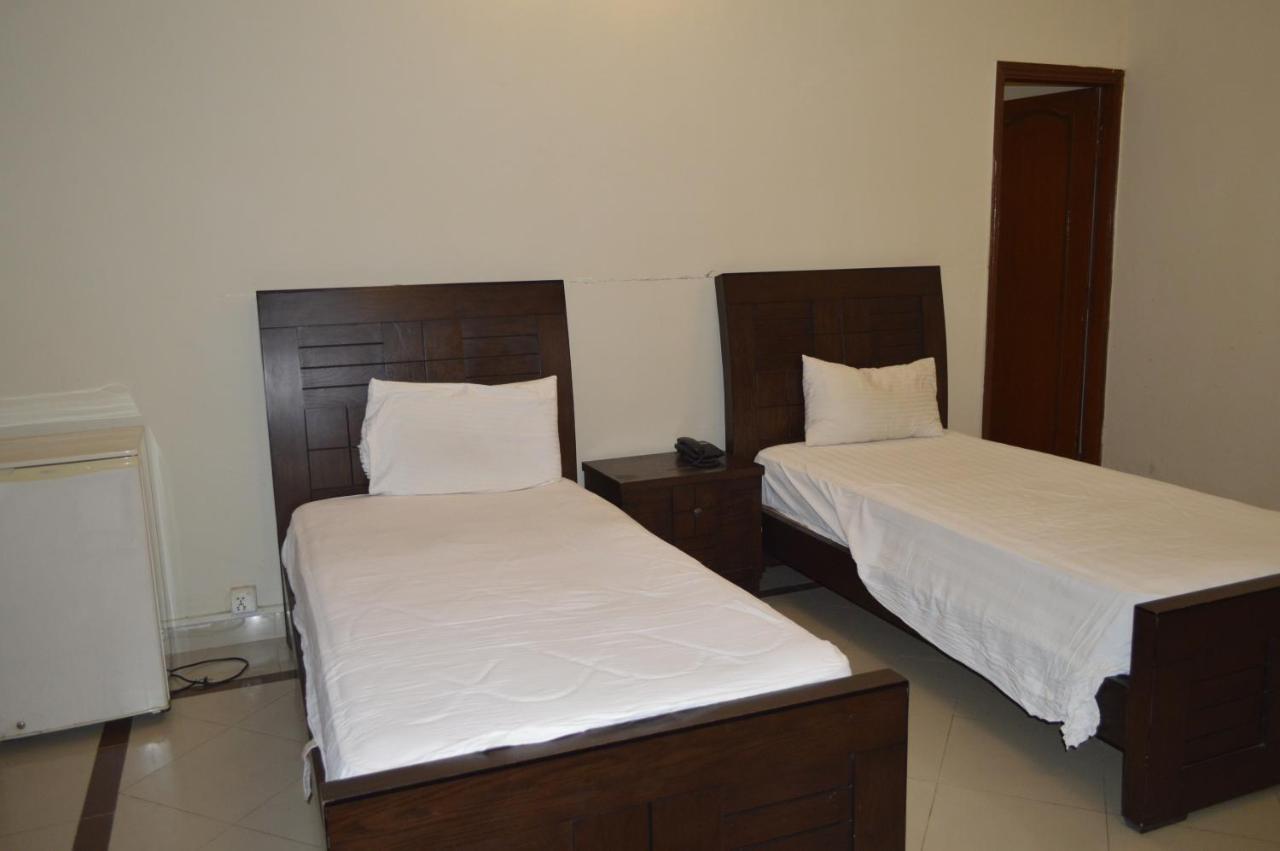 New Shelton Guest House Islamabad Luaran gambar