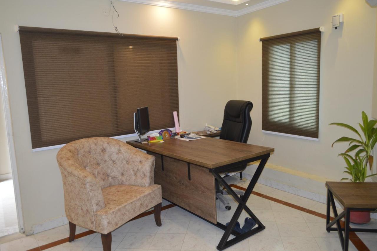 New Shelton Guest House Islamabad Luaran gambar